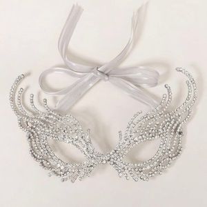 Rhinestone eye mask Halloween